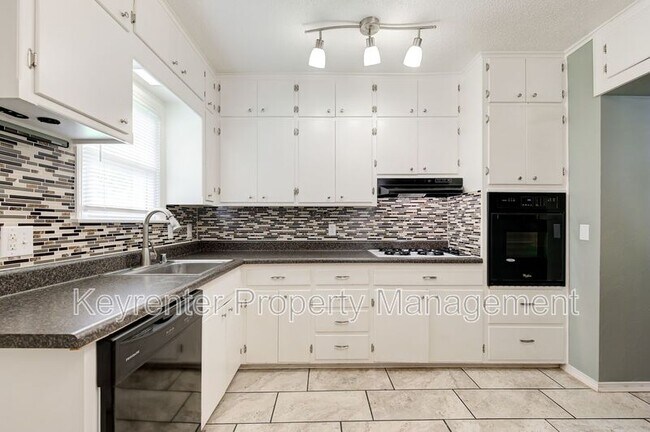 Building Photo - 1512 NW 41st St