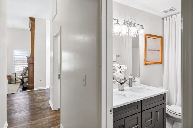 Building Photo - 7367 Heathermoore Loop