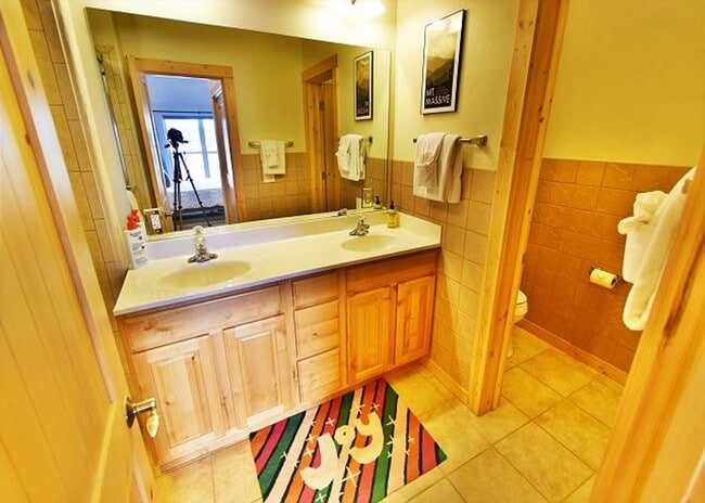 Building Photo - Summer Seasonal Rental- 734 Rocky Point Townhomes