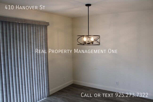Building Photo - 410 Hanover St