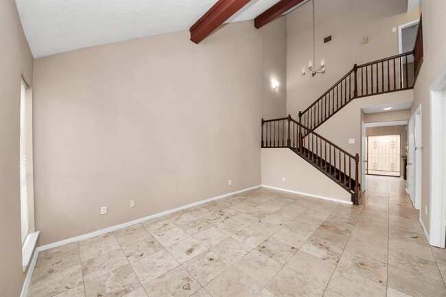 Building Photo - 3009 Beecave Dr