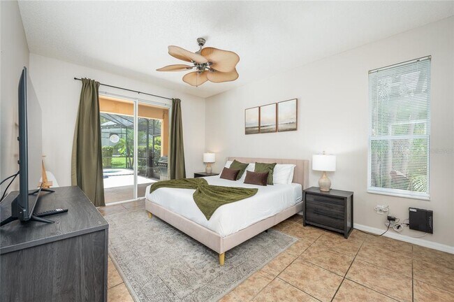 Building Photo - 8500 Sunrise Key Dr
