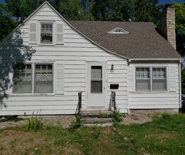 Building Photo - NEXT TO KSU!!!