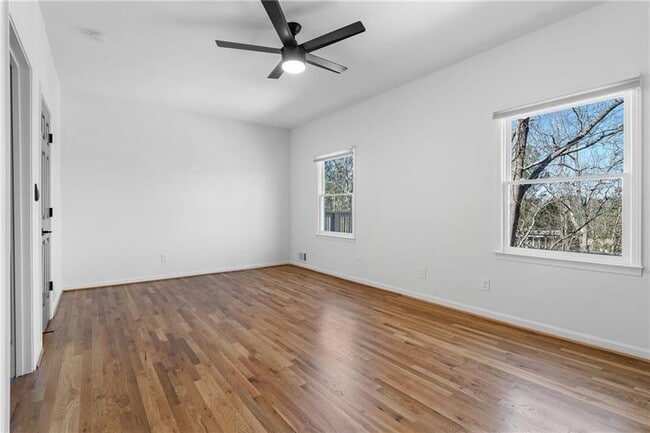 Building Photo - 350 Kelson Dr NW