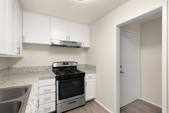 Interior Photo - 8112 - Applewood Apartments