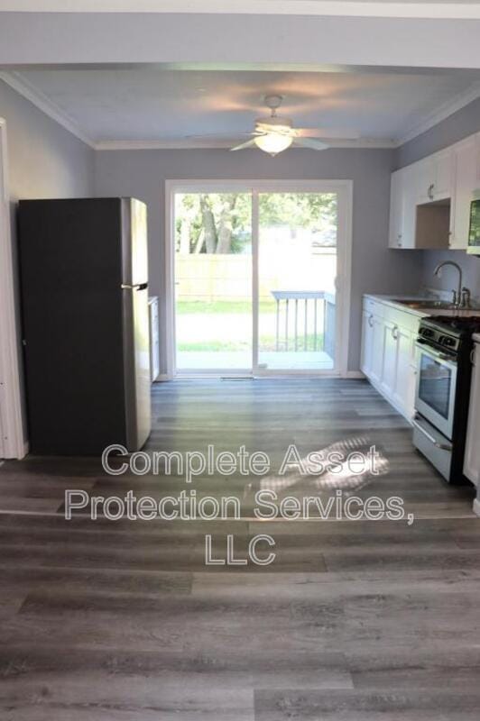 Building Photo - 3424 Iowa St