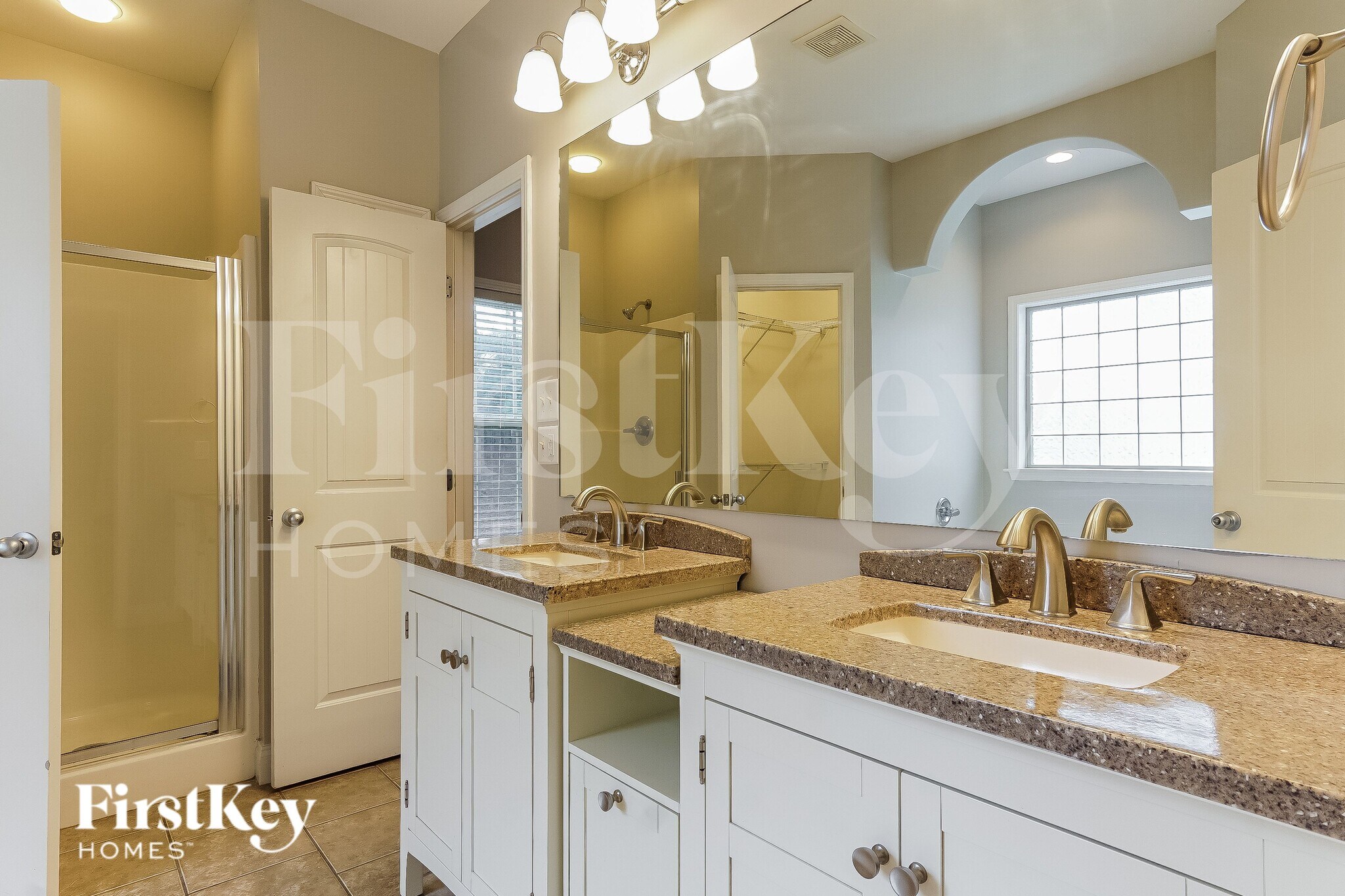 Building Photo - 2057 Highview Way