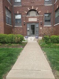 Building Photo - 5625 Pershing Ave