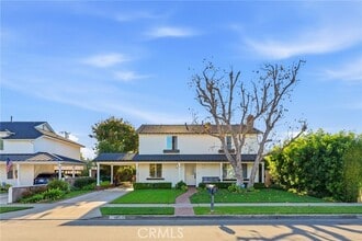 Building Photo - 285 Sierks St