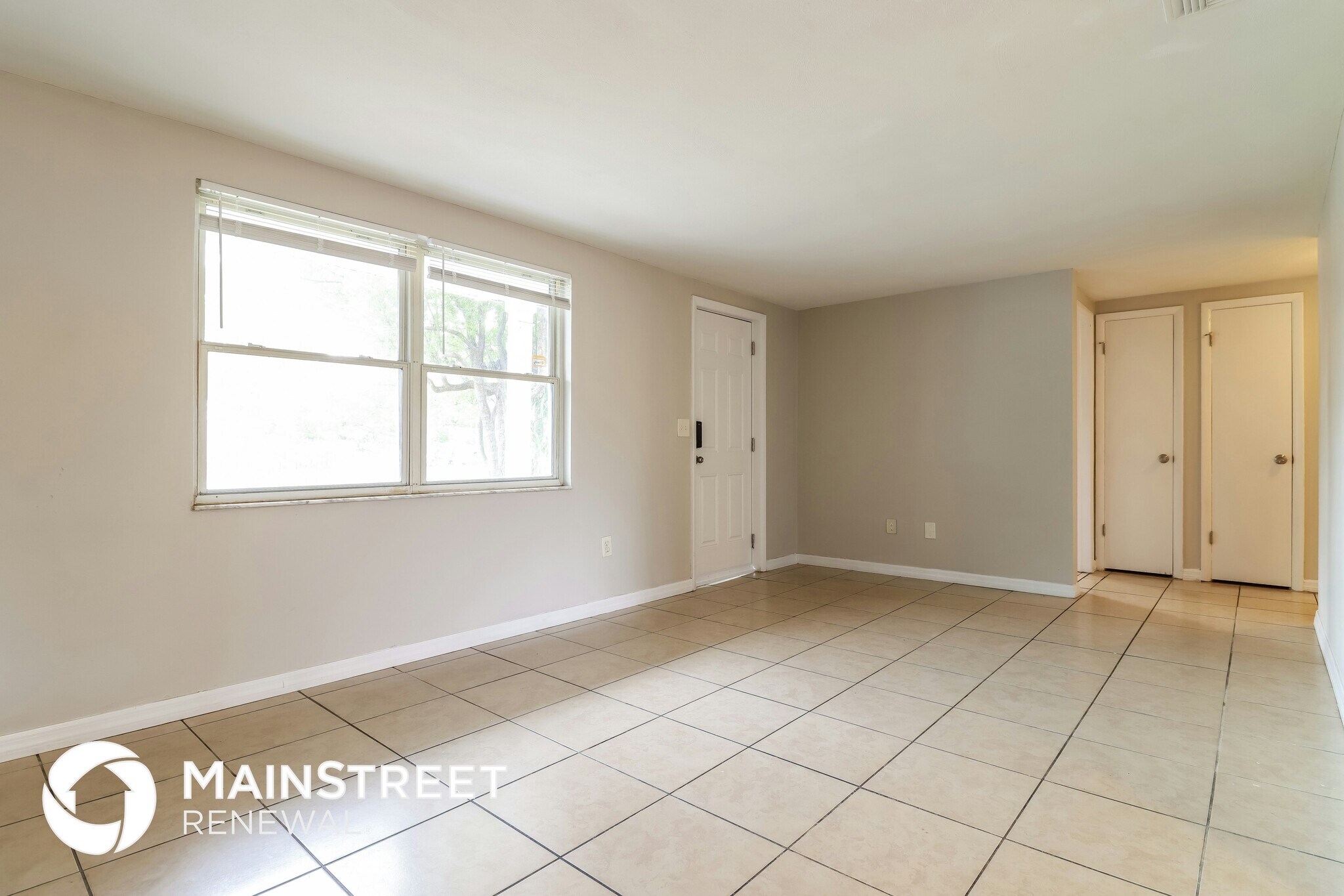 Building Photo - 4031 Claremont Dr