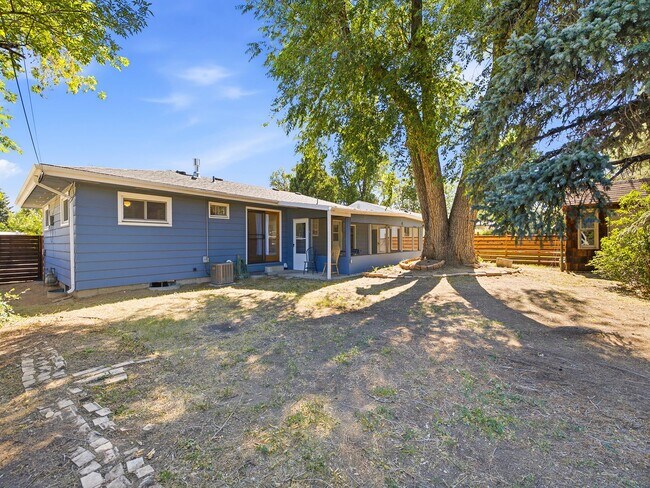 Building Photo - 1816 Orchard Pl