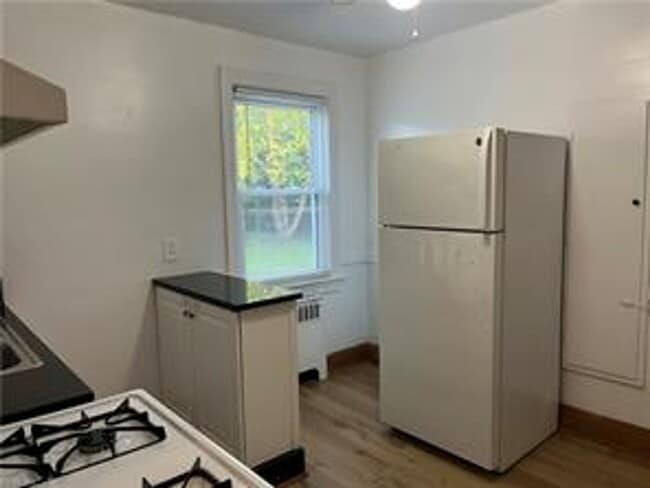 Building Photo - SHE9640-KA