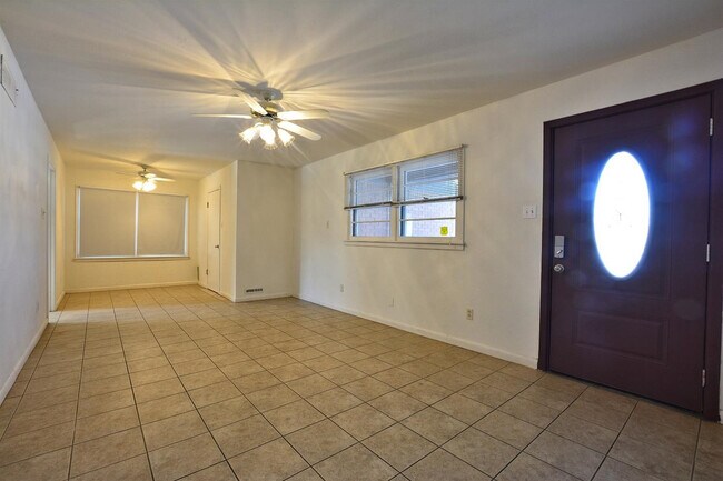 Building Photo - 4819 44th St