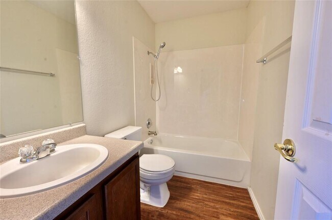 Building Photo - 1512 Poppy Seed Ln