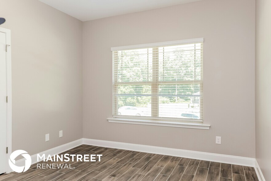 Building Photo - 96 Longo Ln