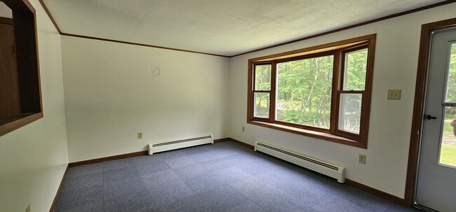 Building Photo - 36 Brimstone Corner Rd
