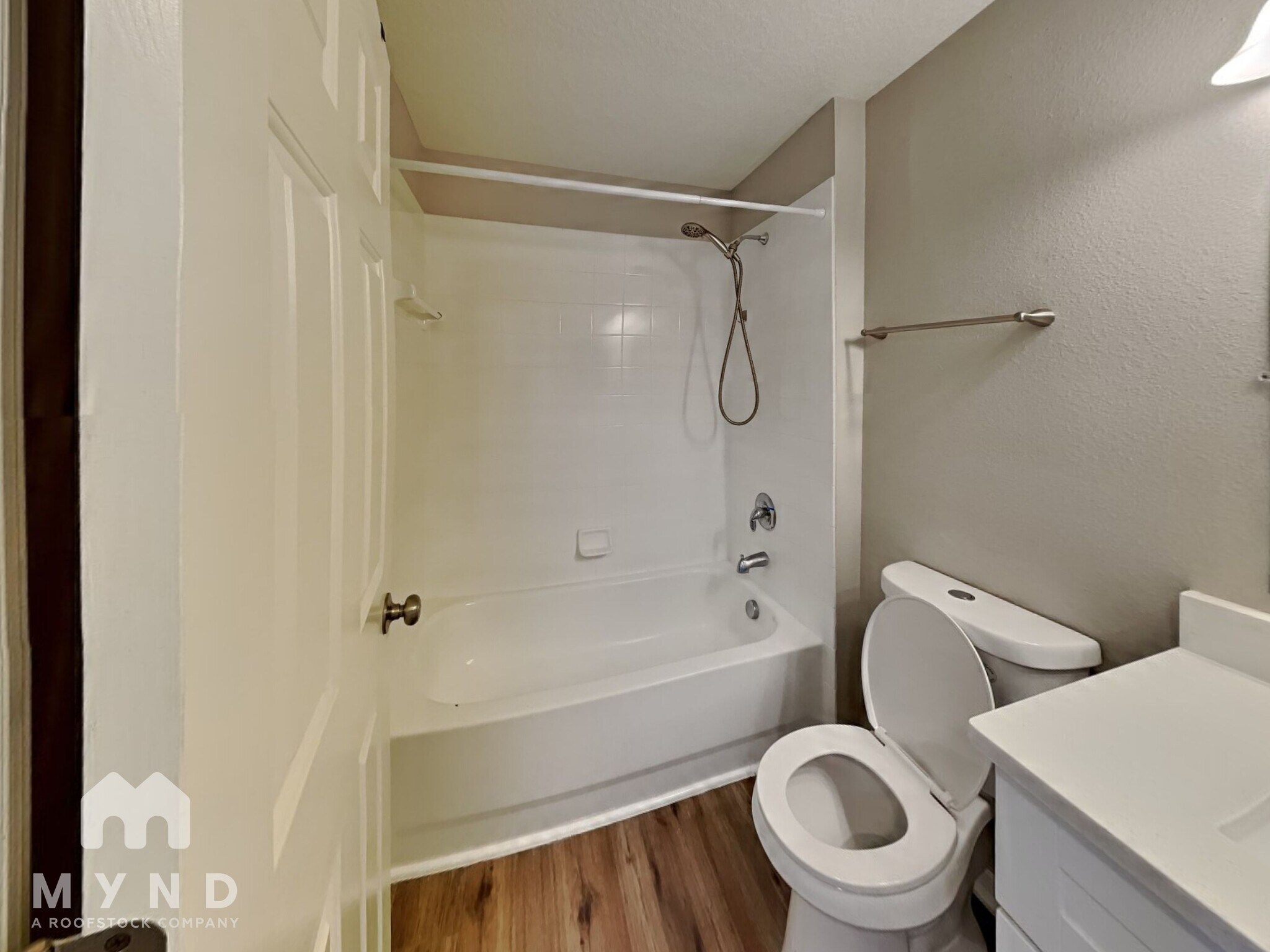 Building Photo - 8721 Persea Ct