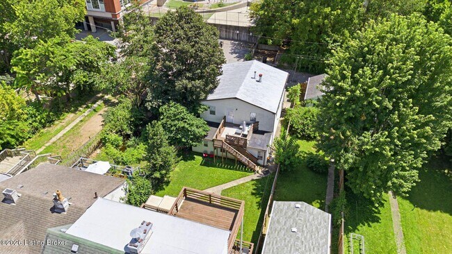 Building Photo - 1612 Ellwood Ave