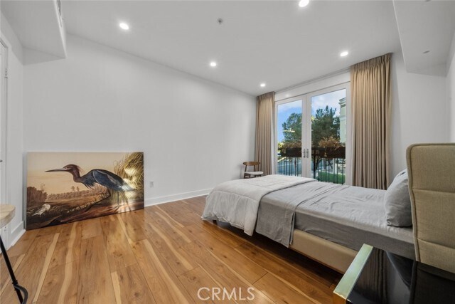 Building Photo - 24505 Town Center Dr