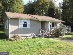 Building Photo - 6712 Breezy Dr