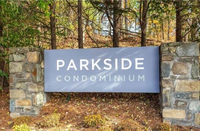 Building Photo - 10696 Weymouth St