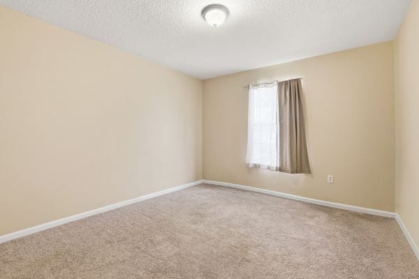 Building Photo - 45084 Ingleham Cir