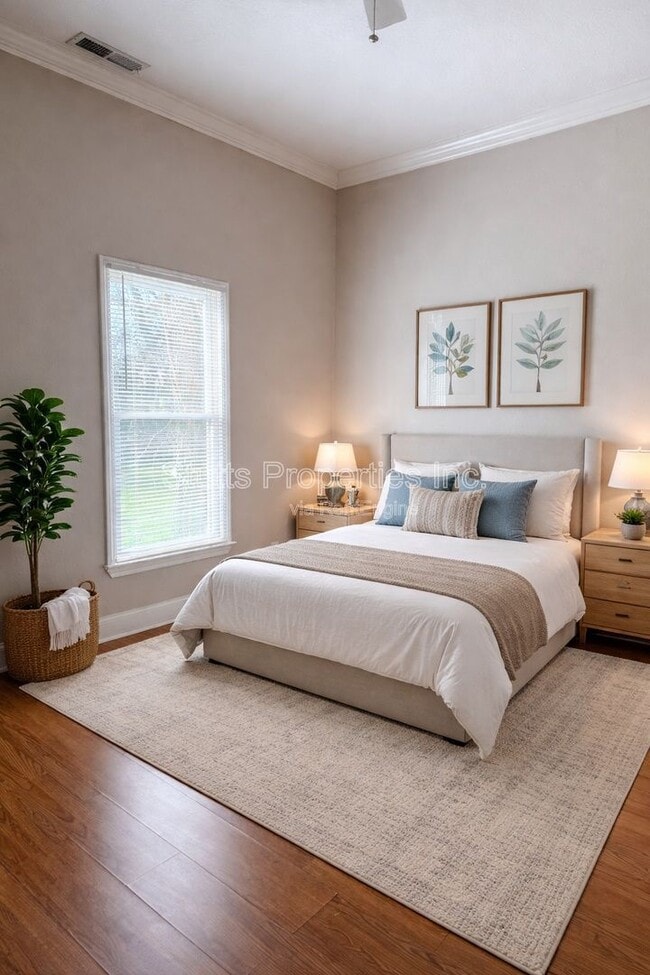 Building Photo - 202 S Cave St