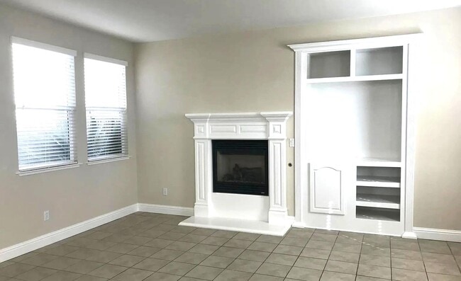 Building Photo - 543 Castle Haven Dr