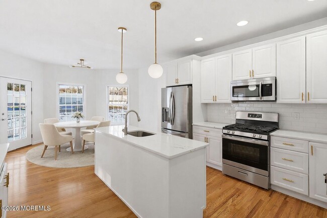 Building Photo - 69 Fortune Ct