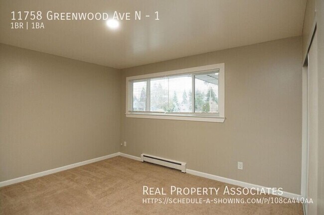 Building Photo - 11758 Greenwood Ave N