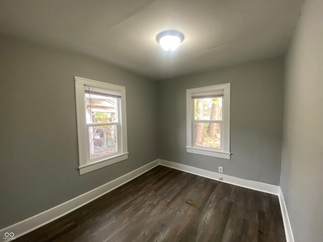 Building Photo - 1041 King Ave