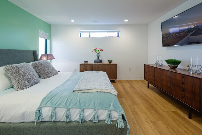 Building Photo - 3920 O-Fully Furnished | Hollywood Beach |...