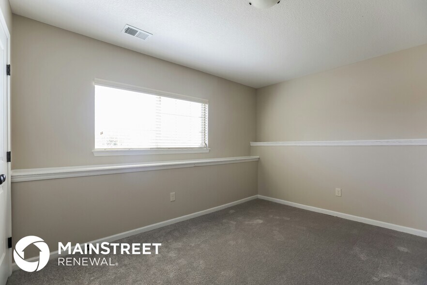 Building Photo - 19106 Switchgrass Dr