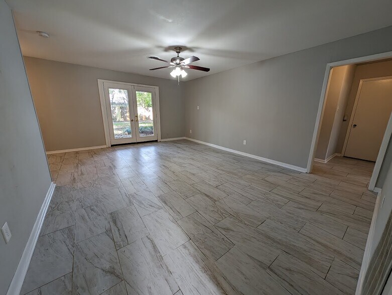Building Photo - 5478 Birdwood Rd