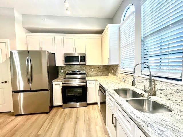Building Photo - 509 Mirasol Cir