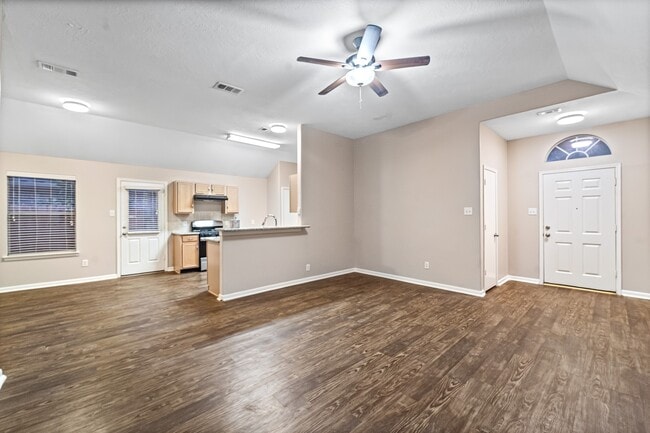 Building Photo - 6827 Highwind Bend Ln