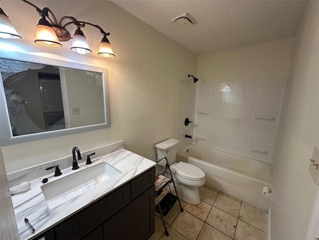 Building Photo - 1276 Sabra Dr
