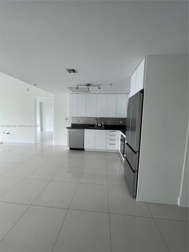 Building Photo - 92 SW 3rd St