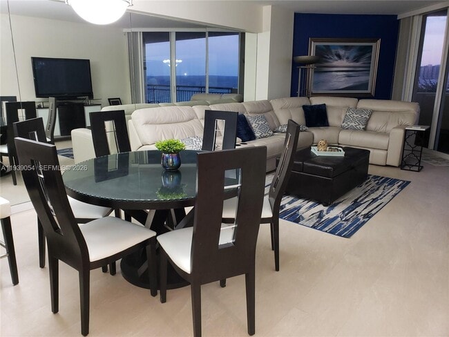 Building Photo - 17375 Collins Ave