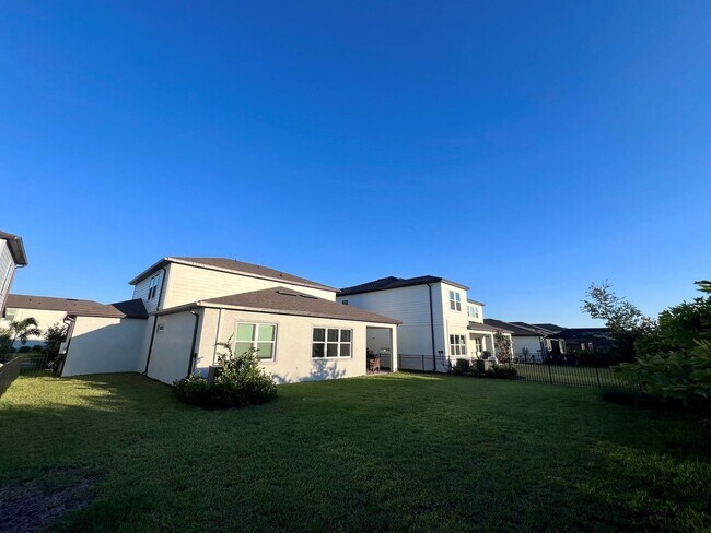 Building Photo - 4 Bedroom, 2.5 bathroom, Apollo Beach, newly built in 2025 ...