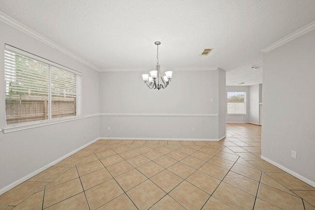 Building Photo - 18902 Sun Pass Dr