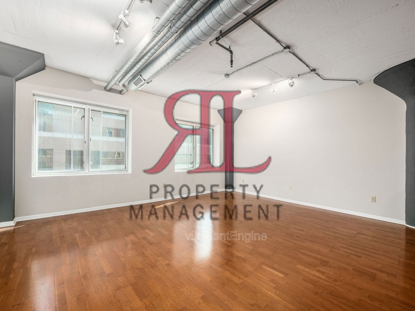 Building Photo - 221 N Front St