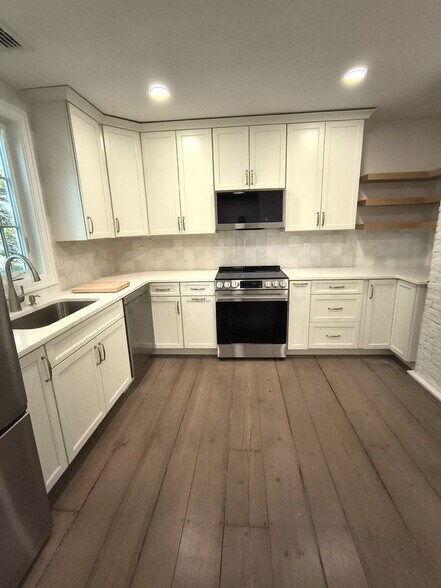 Building Photo - 7 East St