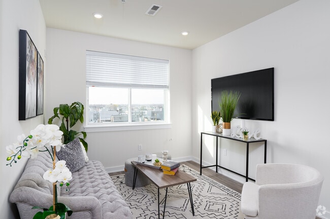 1BR, 1BA - 615SF - Vienna