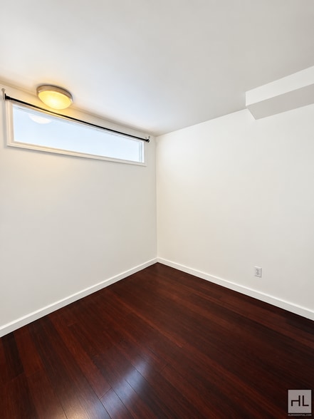 Building Photo - STANHOPE STREET / Bushwick 2-Bed 1 Bath