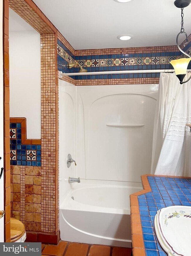 Building Photo - Potomac View