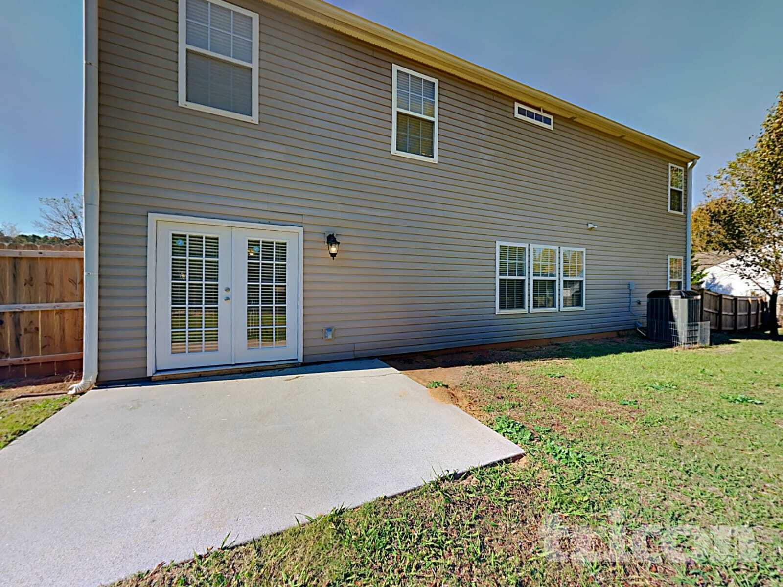 Building Photo - 41 Walden Crossing