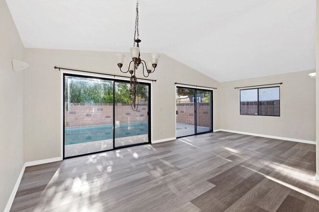 Building Photo - 5137 Chimineas Ave