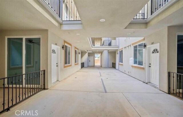 Building Photo - 8153 Banana Ave