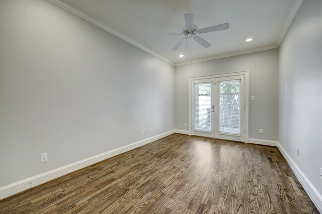 Building Photo - 6618 Wanita Pl